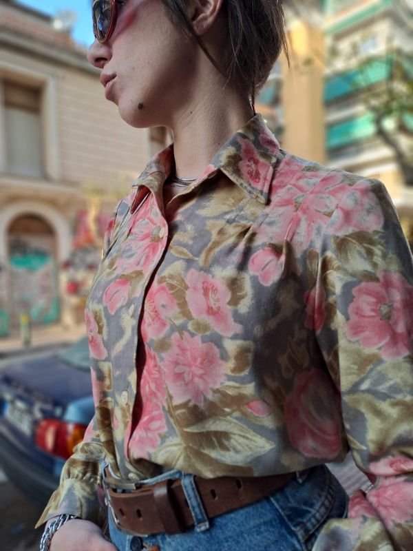 Πουκάμισο με floral σε παστελ ροζ λαδί αποχρώσεις - Image 2