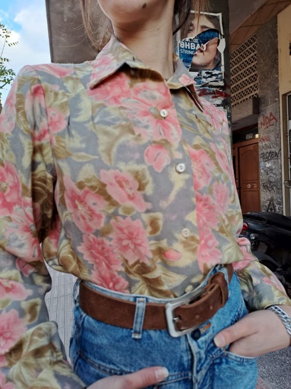 Πουκάμισο με floral σε παστελ ροζ λαδί αποχρώσεις - Image 3