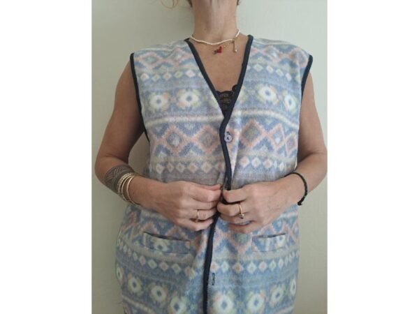 fleece vest-top