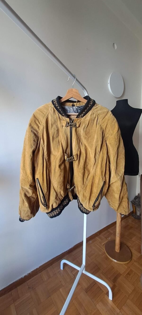 80's vintage  camel suede leather bomber jacket - Image 3