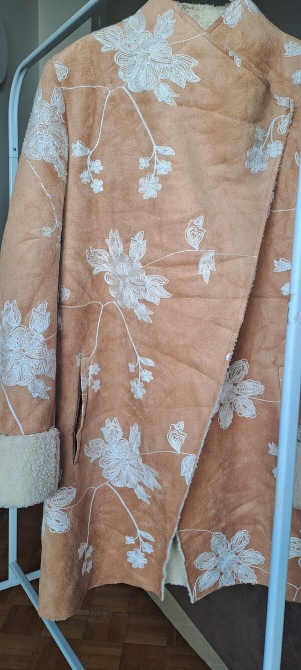 vintage suede jacket camel with fur lining - Image 3