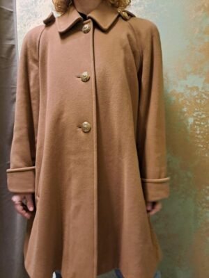 vintage coat A line in brown camel color with hood