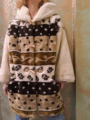 vintage faux fur jacket with hood (brown,white,beige,black)