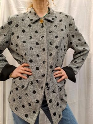 vintage black & white patterned blazer buttoned up