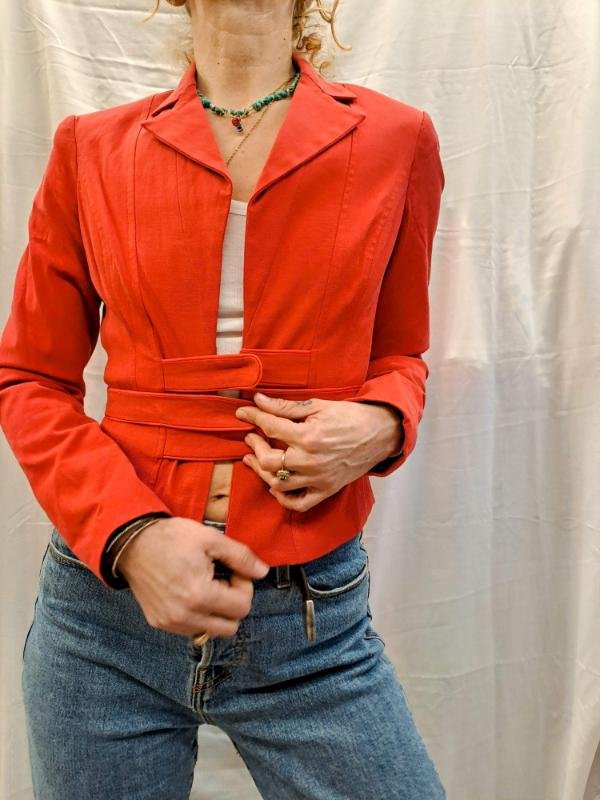 vintage red waisted cropped blazer