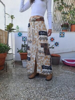 90's vintage maxi beige patterned skirt buttoned