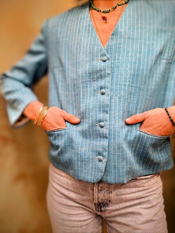 vintage ciel wool blend stripped cropped colarless blazer - Image 2