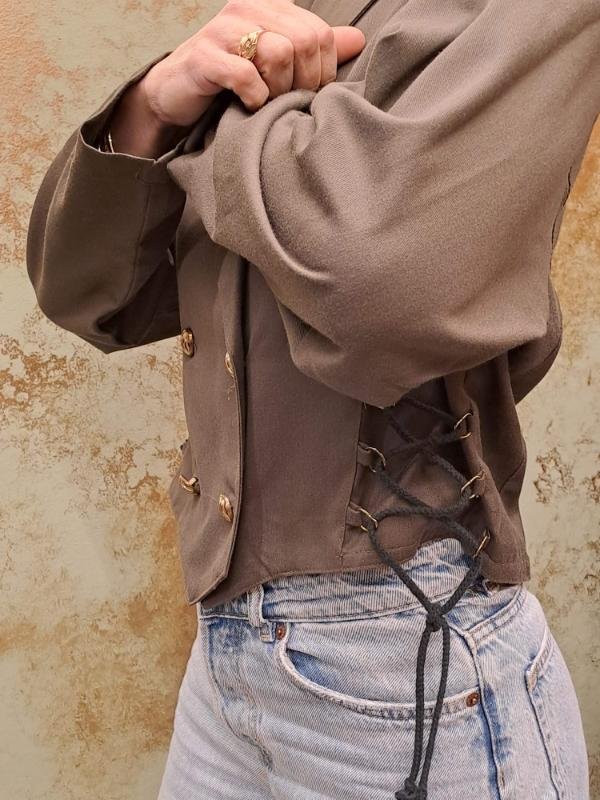 vintage cropped olive-grey blazer with side string details and trooks - Image 4