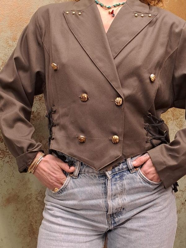 vintage cropped olive-grey blazer with side string details and trooks