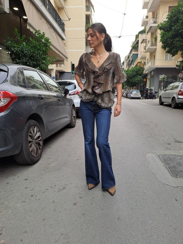 vintage animal print blouse with frills and subtly goldish - Image 5
