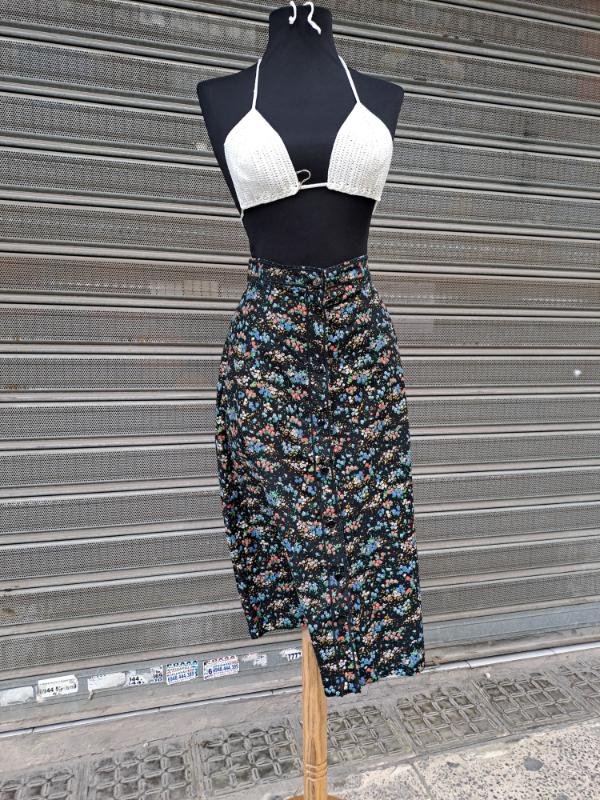70's vintage cotton floral skirt with buttons - Image 3