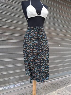 70's vintage cotton floral skirt with buttons