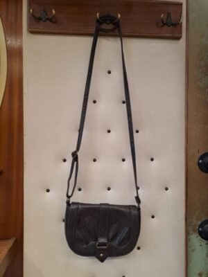 vintage leather dark brown shoulder bag