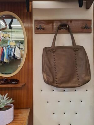 vintage leather brown square hand bag
