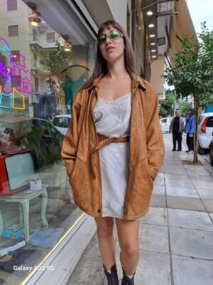 Alternative view of vintage caramel long leather jacket with big pockets and shoulder pads