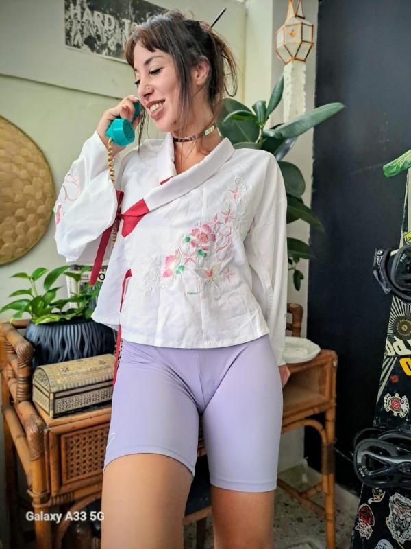 vintage white embroidered kimono top