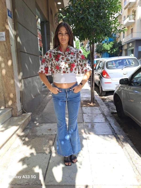 70's vintage floral cropped shirt with wide sleeves - Image 4