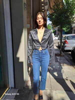 Alternative view of vintage grey satin cropped blazer