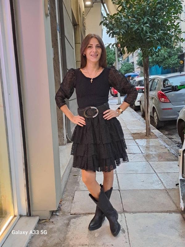 80's vintage black lace midi dress with puff sleeves, fitted waist and tiered lace skirt - Image 3