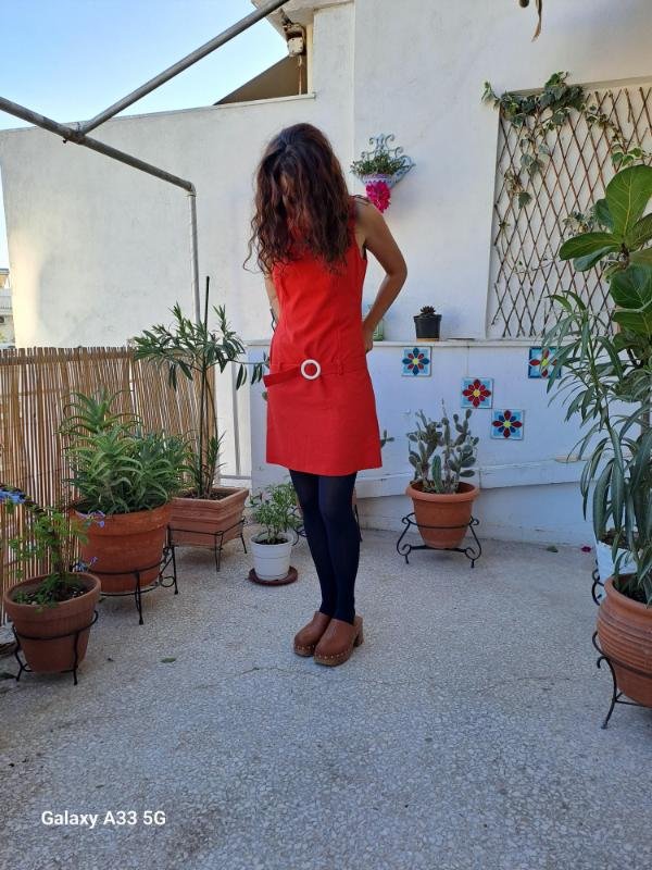 60's vintage red mini dress with round belt detail - Image 3