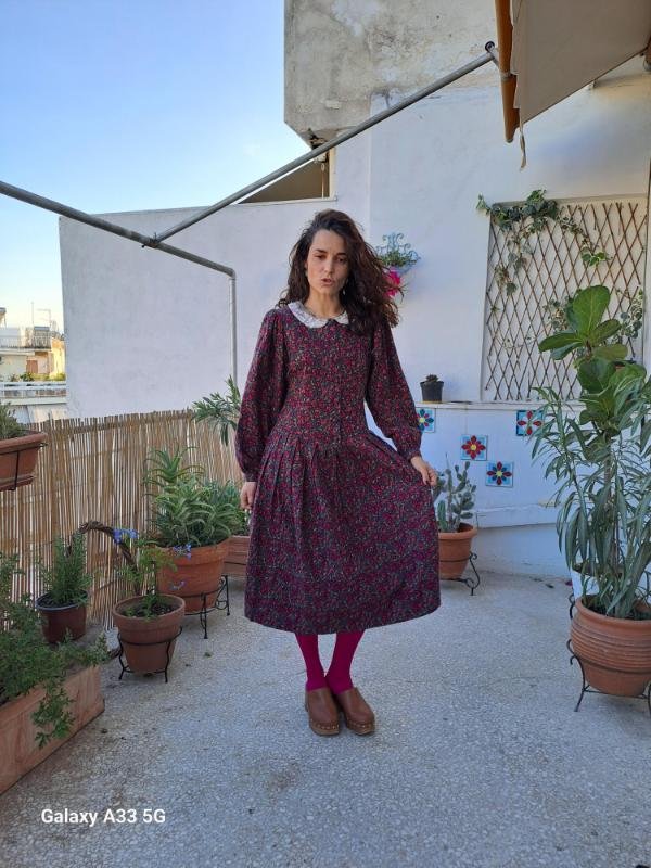 vintage Laura Ashley floral midi dress with lace colar - Image 2