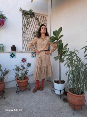 Alternative view of vintage beige floral tiered dress