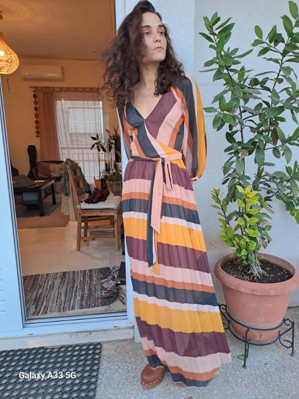 vintage stripped wrap maxi dress with puff sleeves tie waist - Image 4