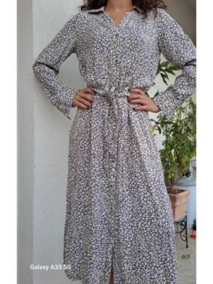 Alternative view of vintage floral midi shirt dress