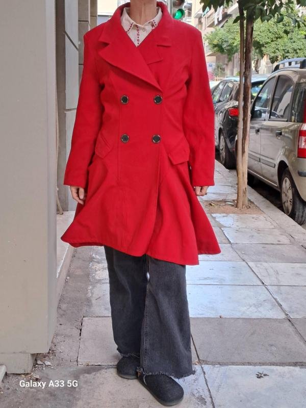 vintage red fitted coat with corset back and flared hemline - Image 5