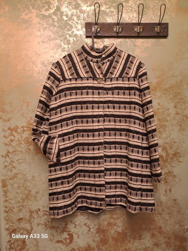 vintage black & cream stripped coat