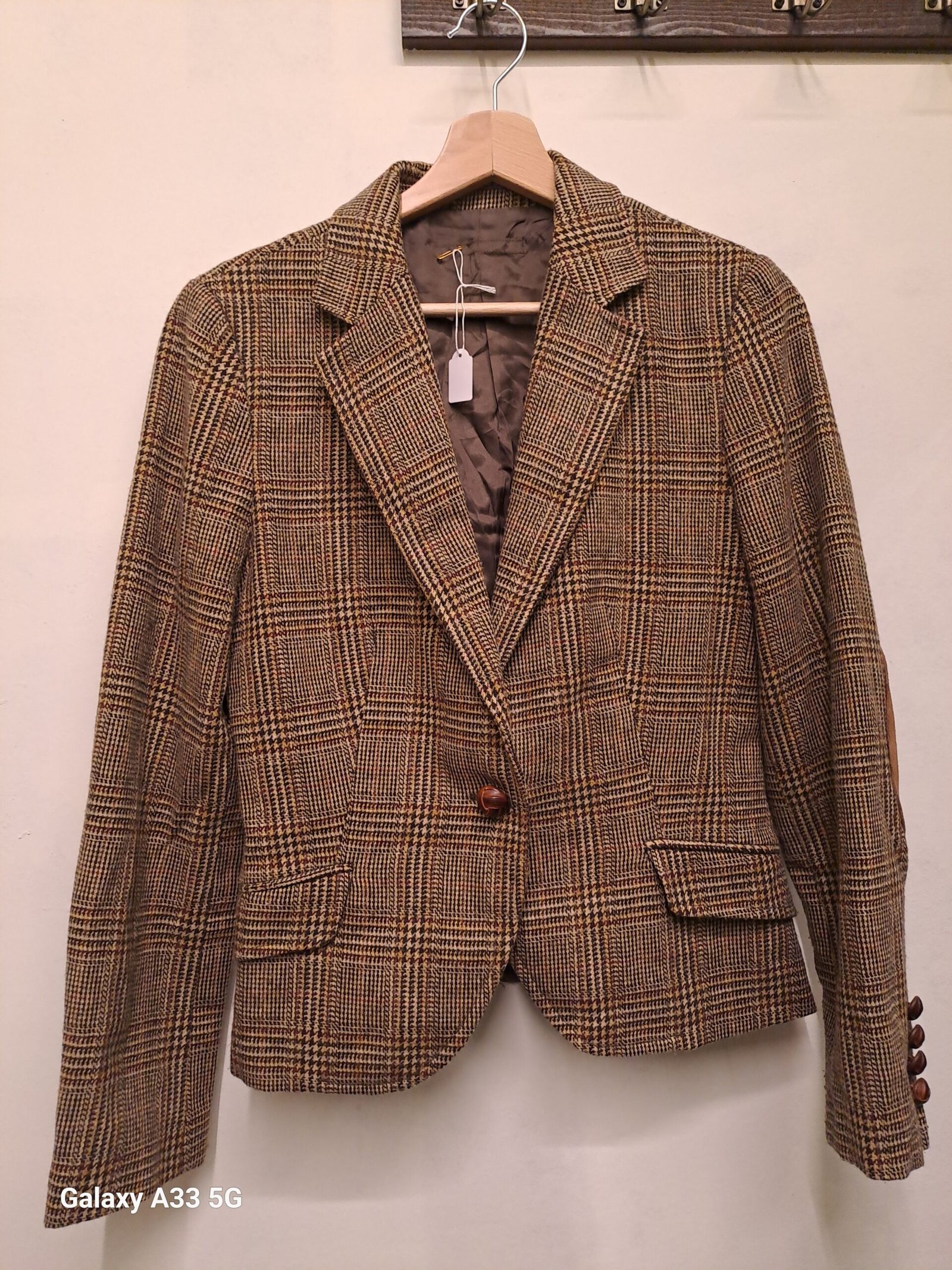 vintage brown plaid blazer with elbow patches - Image 4
