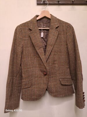 vintage brown plaid blazer with elbow patches