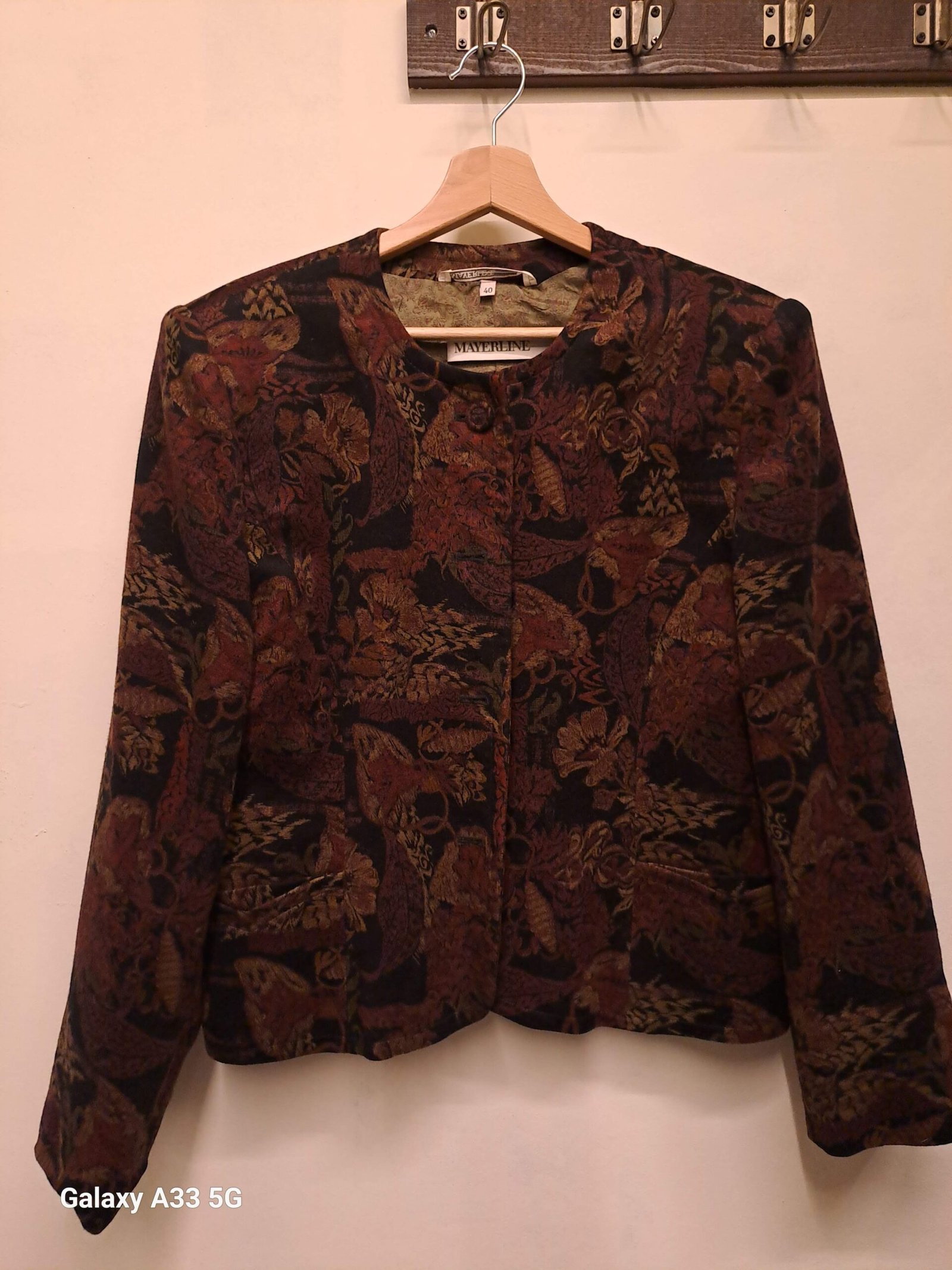 vintage velvet cropped blazer - Image 3