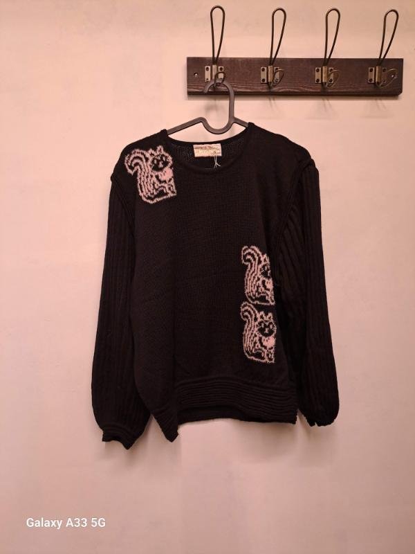 vintage black knitted sweater with metalic squirls and pleated sleeves