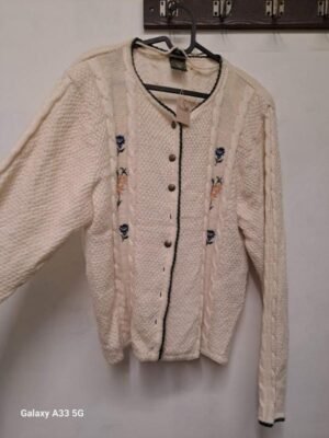 vintage tyrolean cream knitted cardigan with floral embroidery