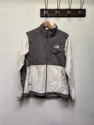 vintage unisex North Face white fleece jacket