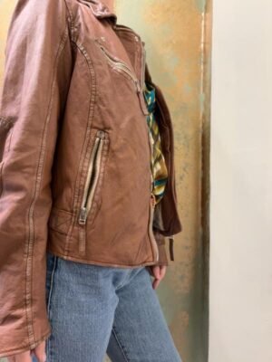 Alternative view of vintage chocolate brown leather perfecto style jacket