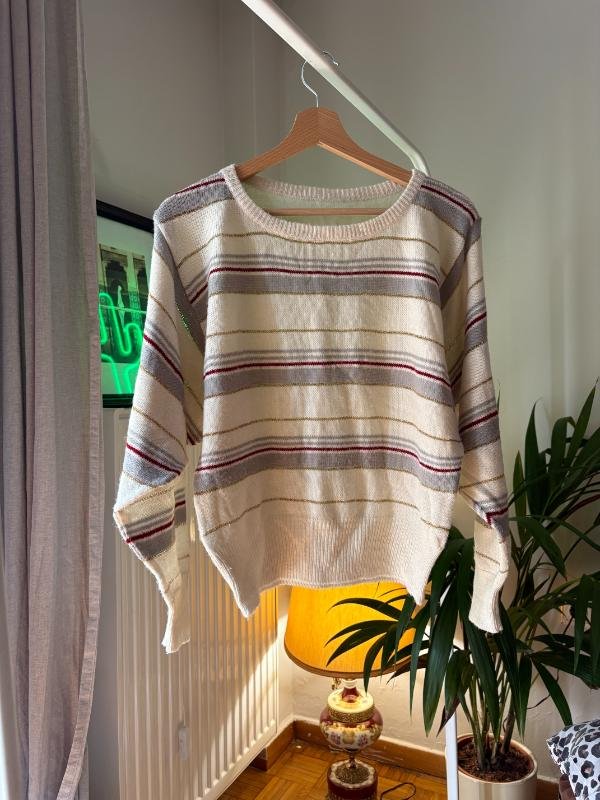 vintage cream stripped knitted sweater
