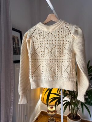vinatge romantic hand knitted wool sweater