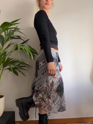 Alternative view of vintage y2k viscose light grey patterned midi skirt with elastic waist