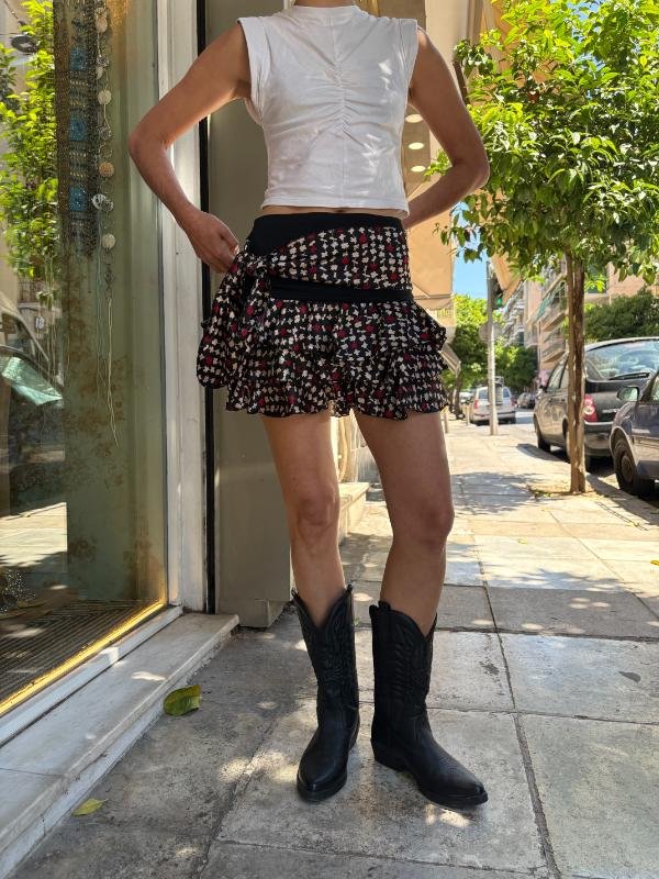 y2k deadstock mini patterned skirt with frills, side belt and elastic waist - Image 2