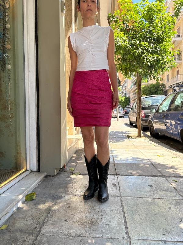 80's vintage fuschia textured mini skirt