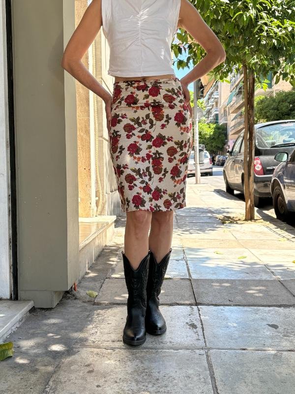 vintage ivory jacquard skirt with roses print