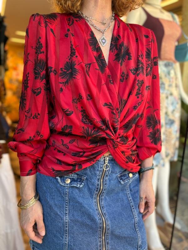 80's vintage red floral drapped top/shirt with padded shoulders and V neck - Image 3