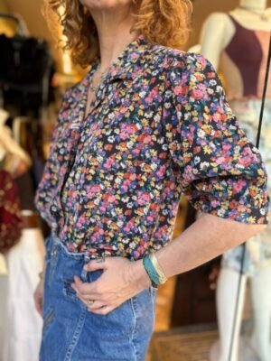 Alternative view of vintage floral shirt with puff sleeves