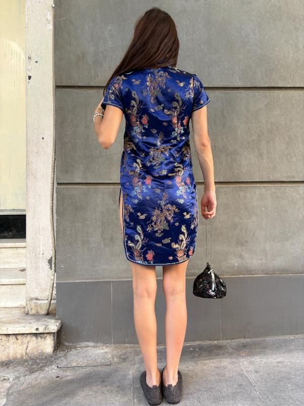 vintage 100% silk midnight blue quipao dress - Image 2