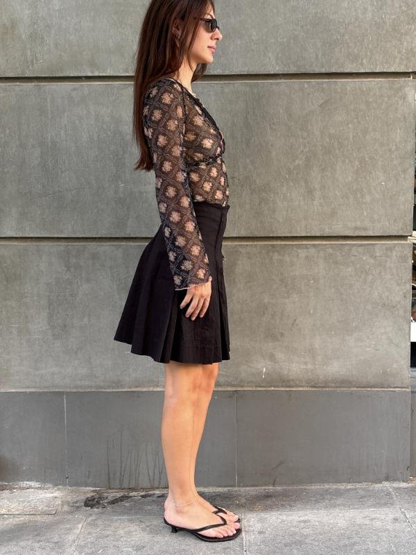 y2k sheer floral top with deep V neck - Image 4